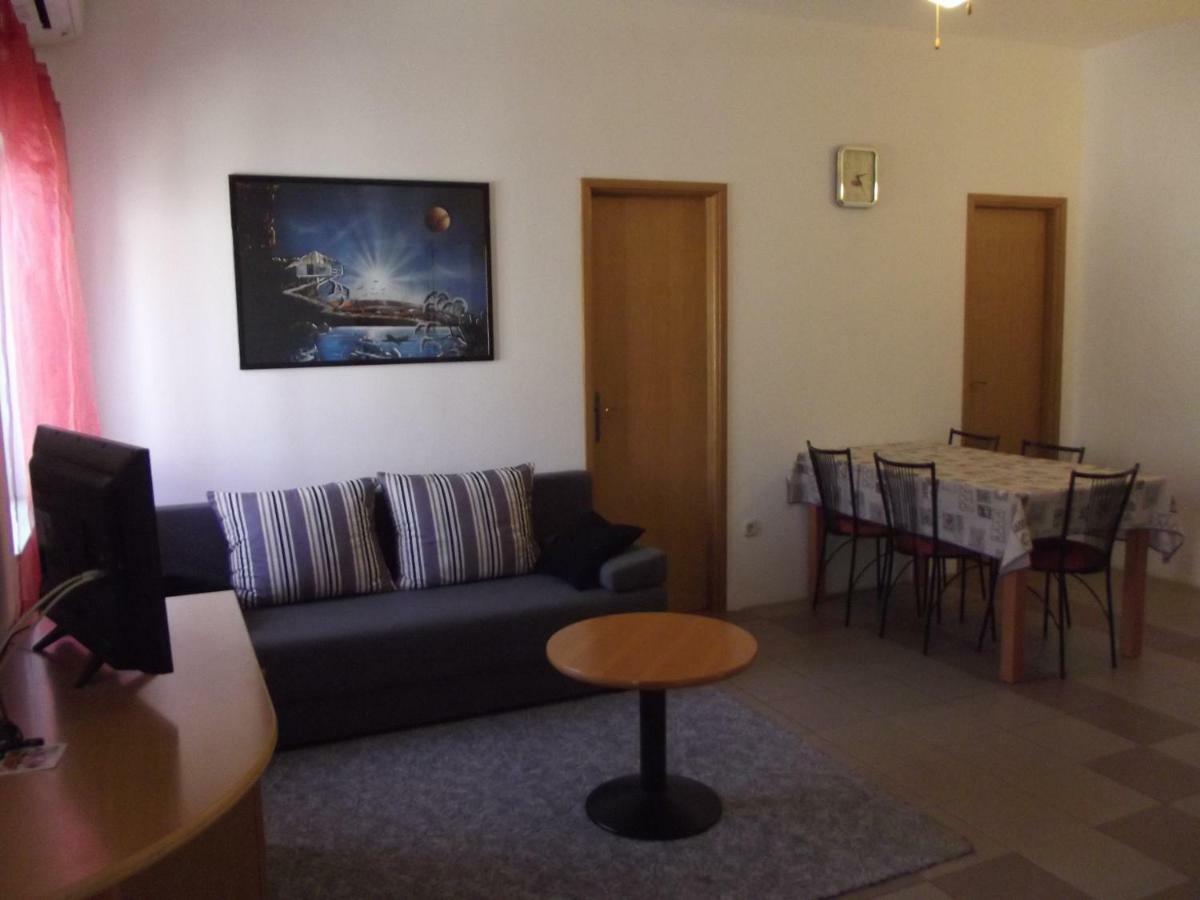 Apartments Goga 木洛希尼 外观 照片