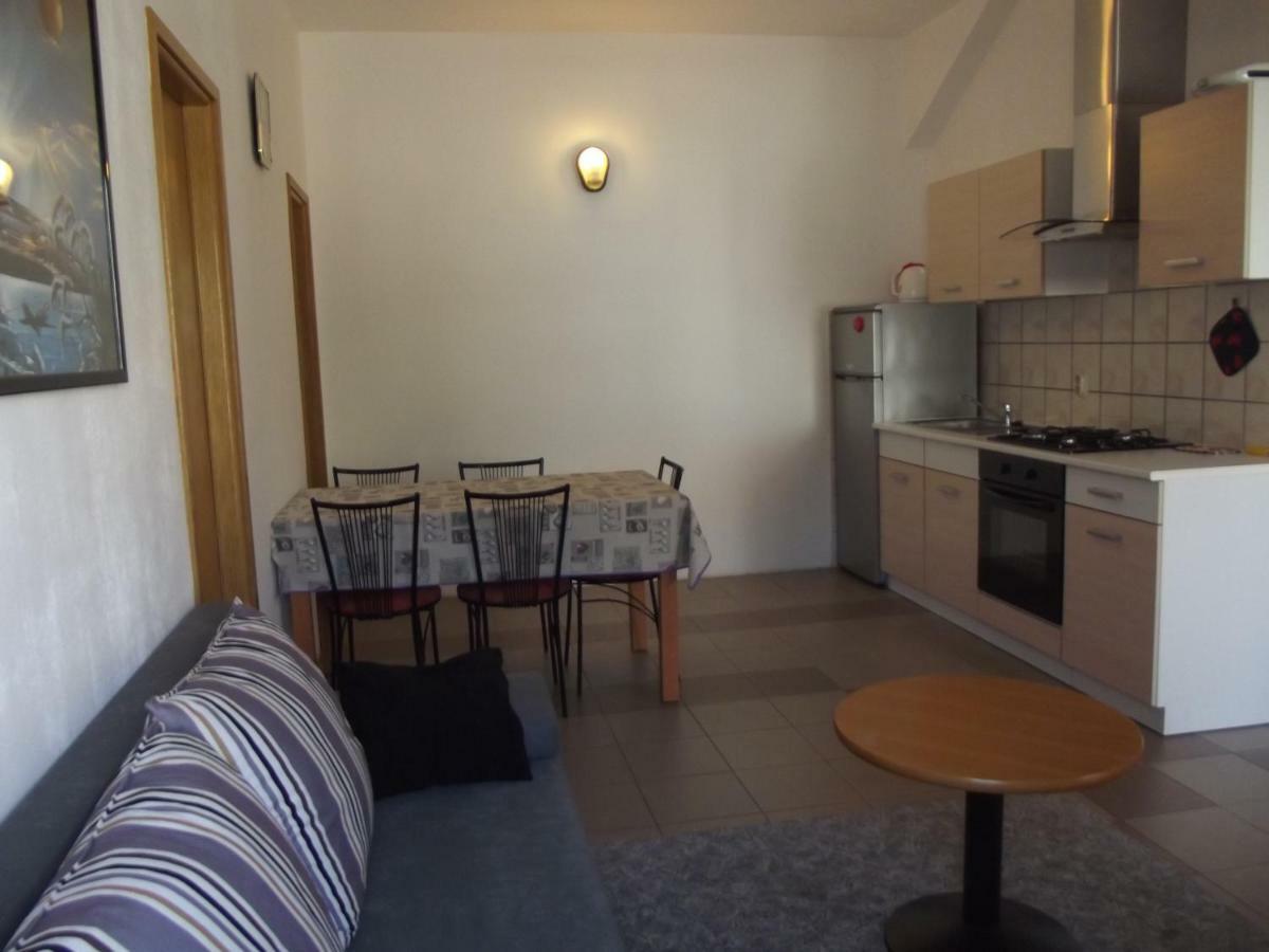 Apartments Goga 木洛希尼 外观 照片