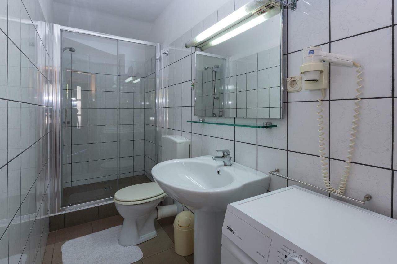 Apartments Goga 木洛希尼 外观 照片