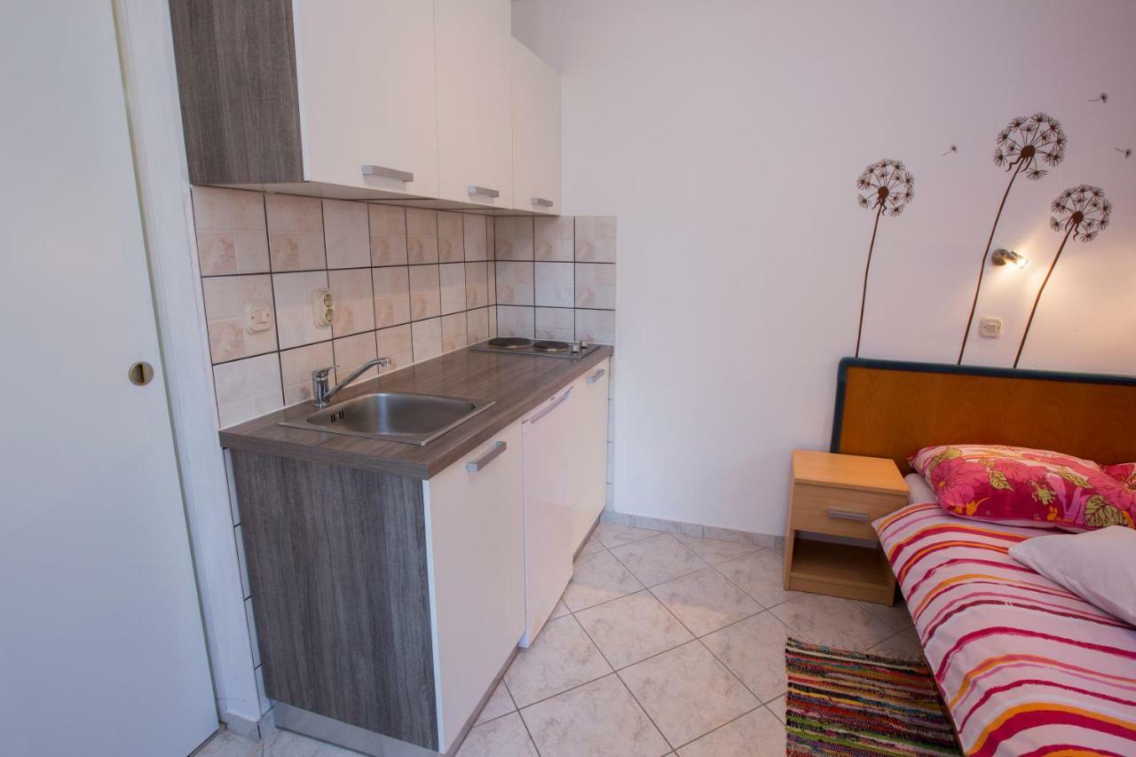 Apartments Goga 木洛希尼 外观 照片